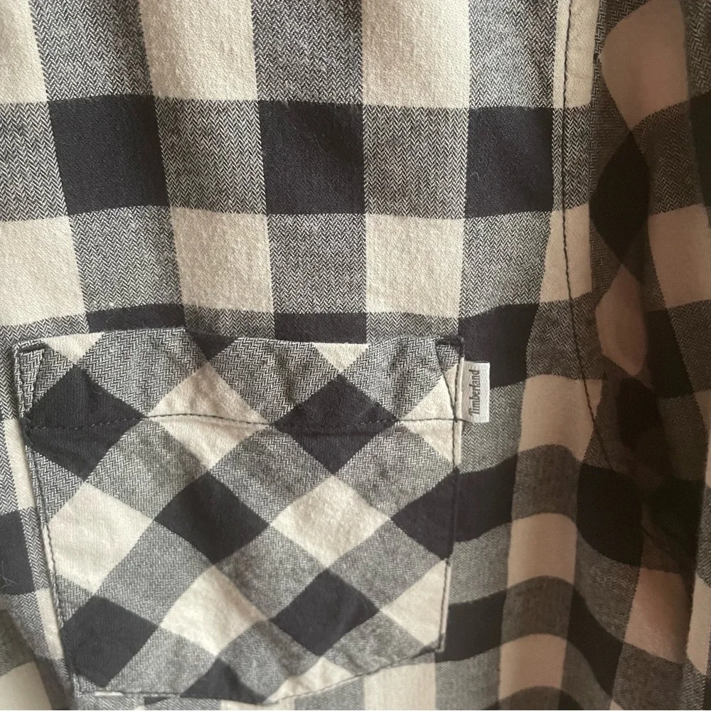 Timberland Flannel/ Chambray Buffalo Check Button-down Shirt. Cream/ Black XL